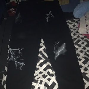 Never weared them because I started losing weight and they wayy to big for me